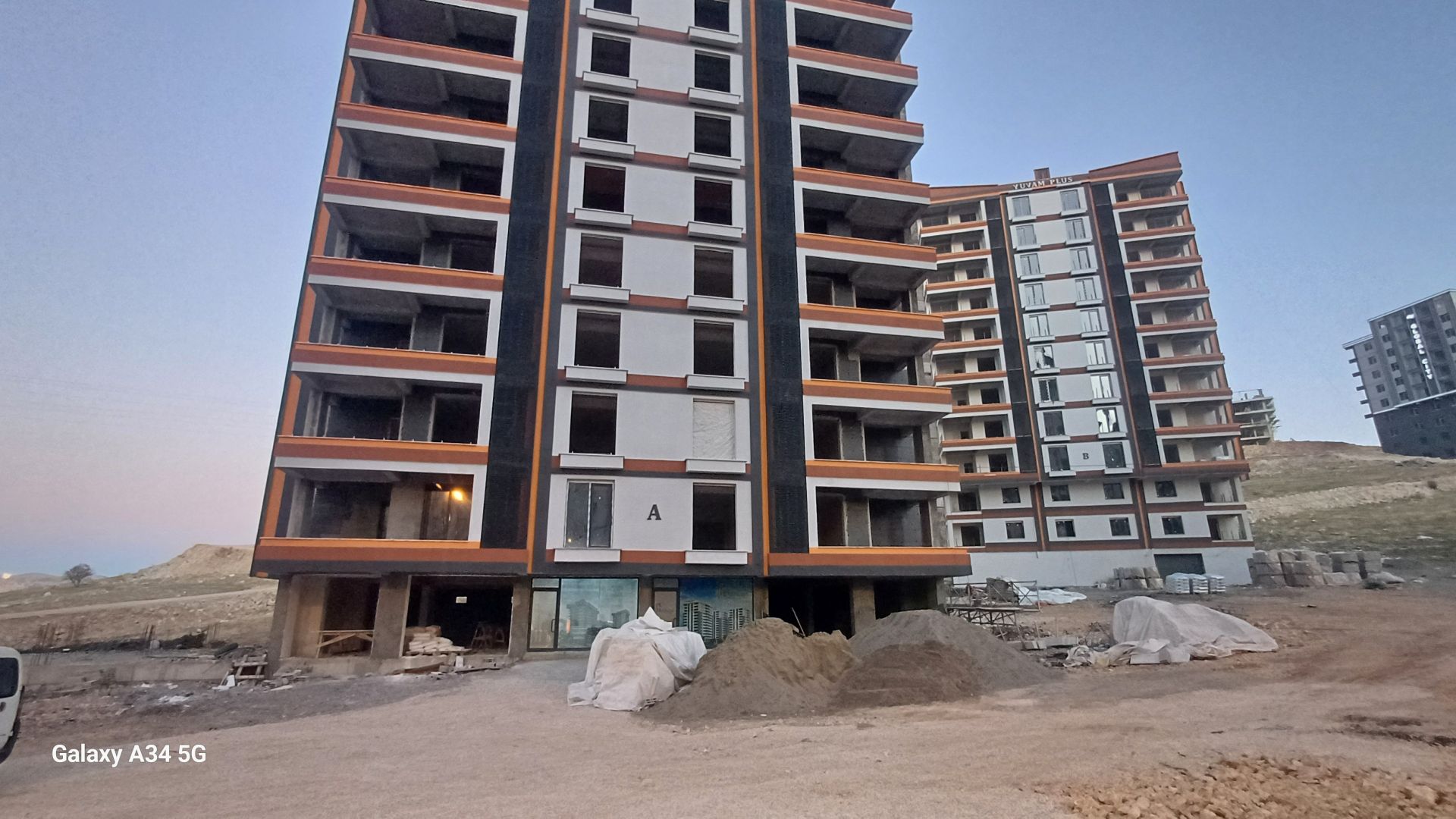 MUHTEŞEM LOKASYONDA SATILIK İŞYERİ